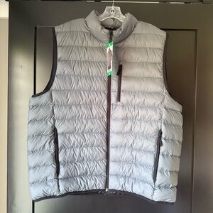 NWT 32 Degrees mens lightweight packable puffer vest size XL
